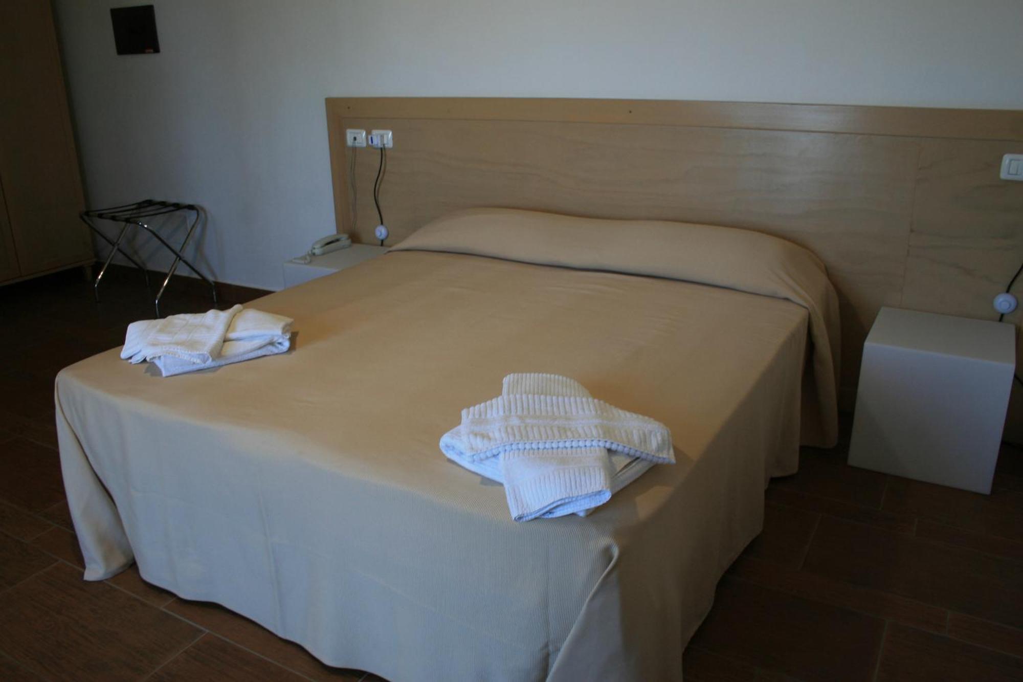 Il Podere Dell'Angelo Old Country House 贝尔韦代雷 外观 照片