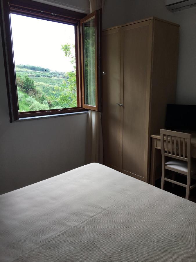 Il Podere Dell'Angelo Old Country House 贝尔韦代雷 外观 照片